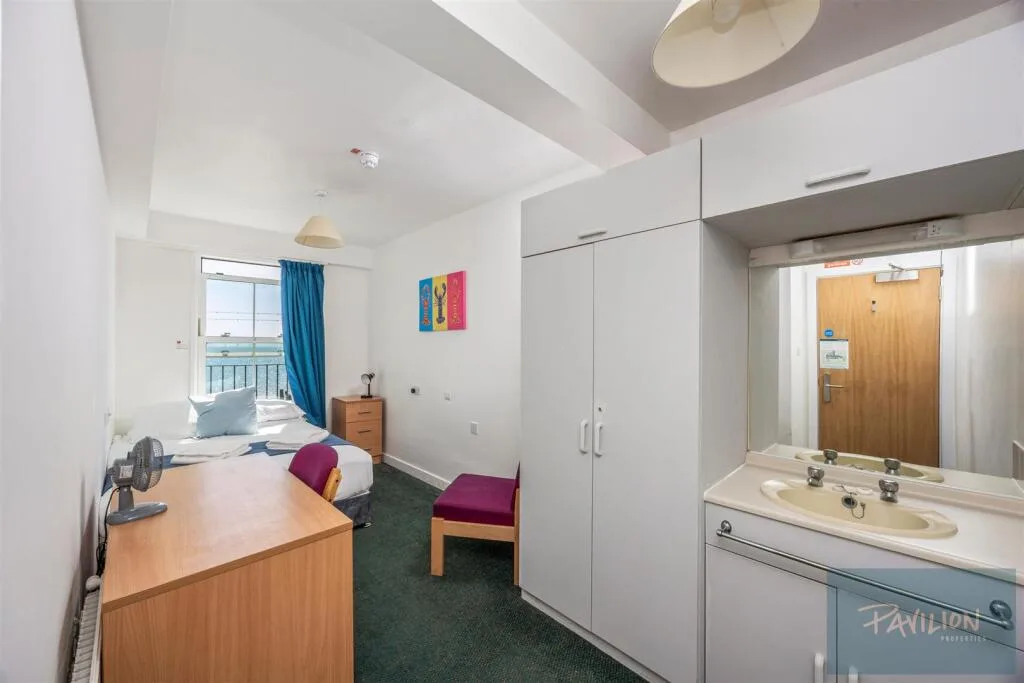 1 bedroom private hall for rent