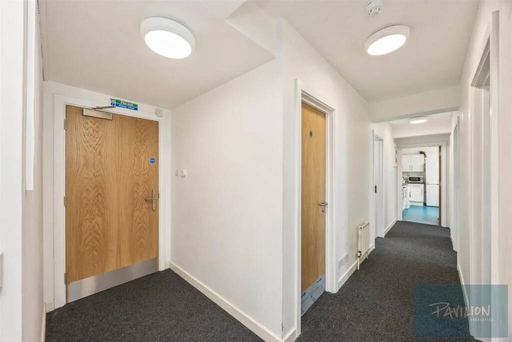 1 bedroom private hall for rent