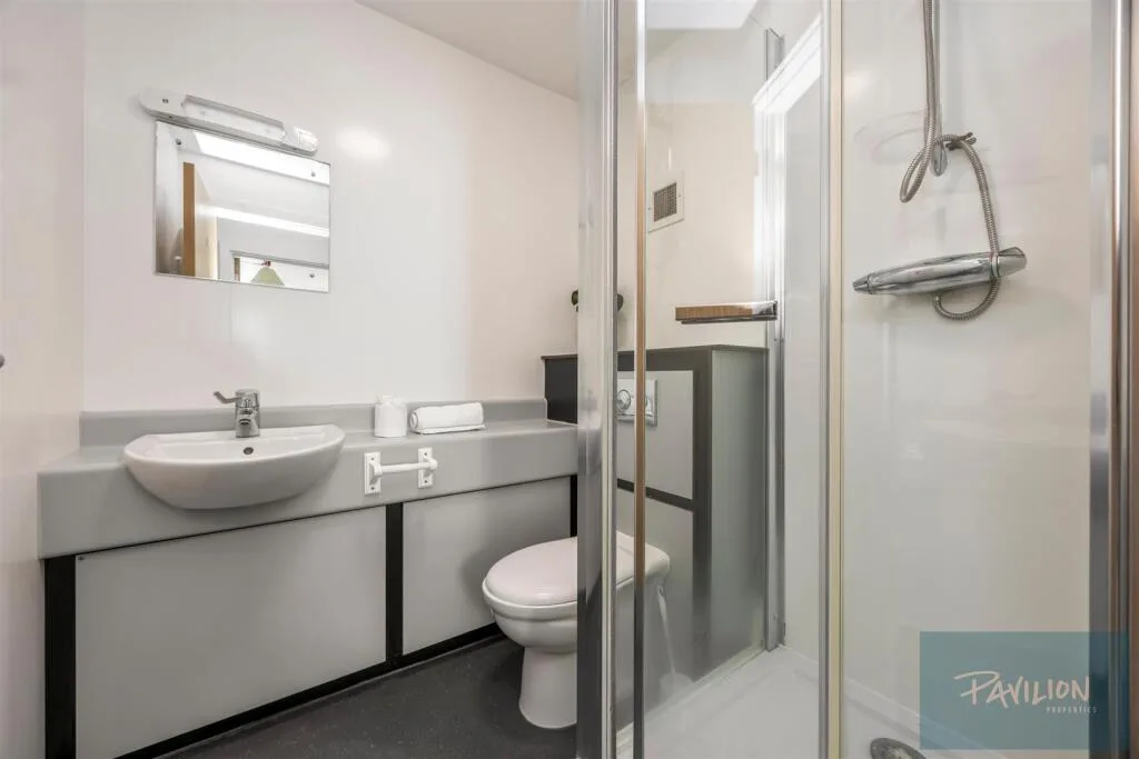 1 bedroom private hall for rent
