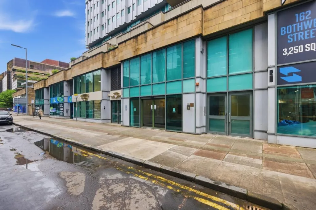 3 bedroom flat for rent
