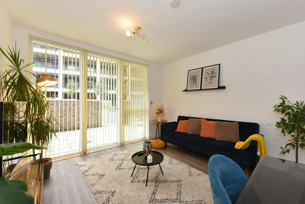 3 bedroom flat for rent