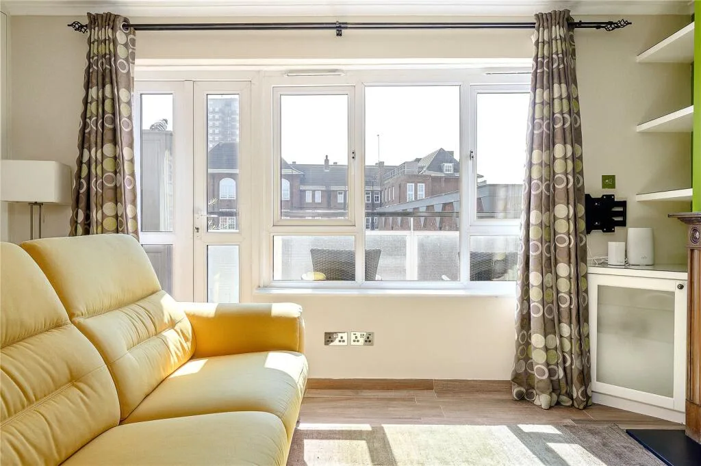 2 bedroom duplex for rent