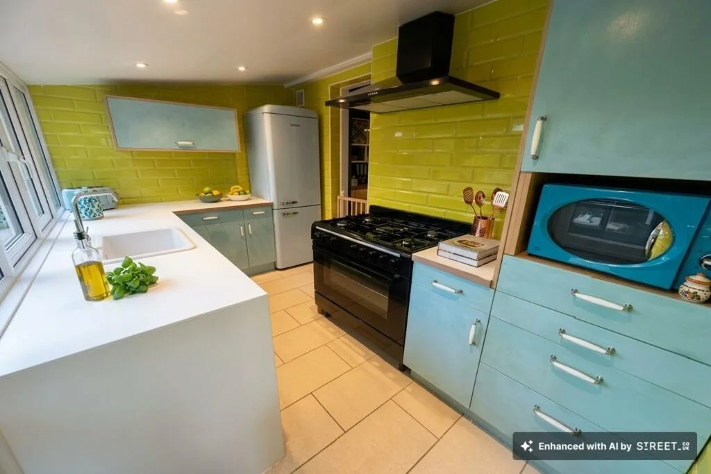 2 bedroom end of terrace house for rent