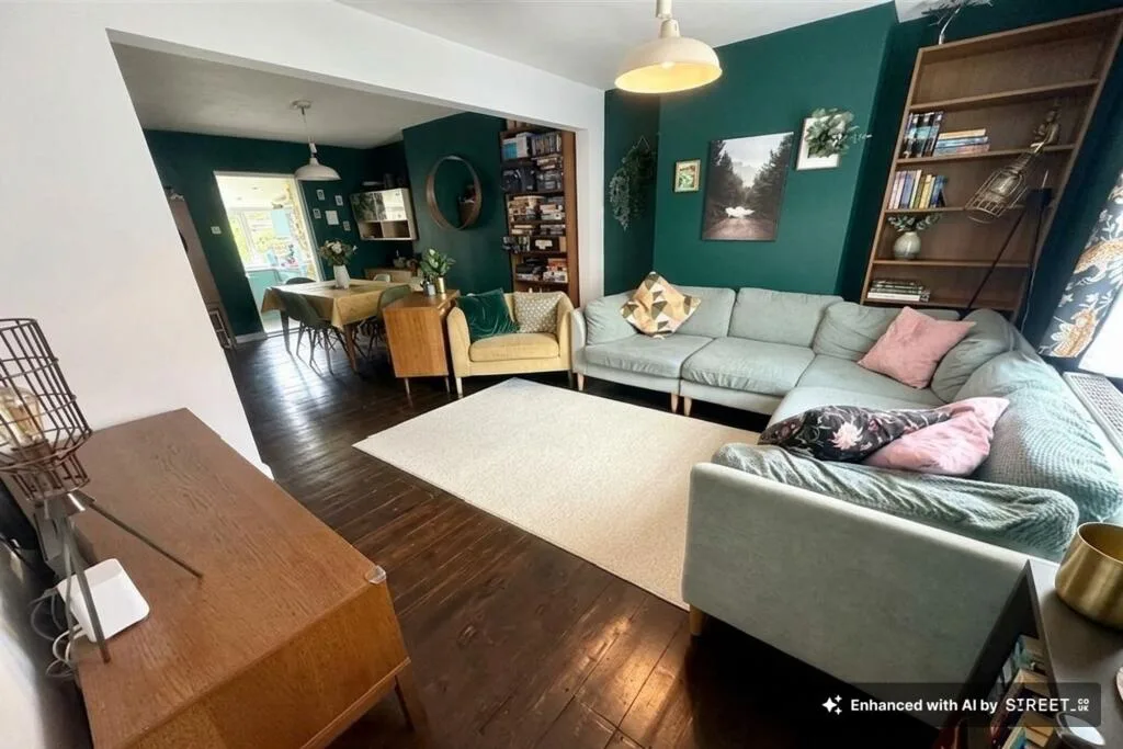 2 bedroom end of terrace house for rent
