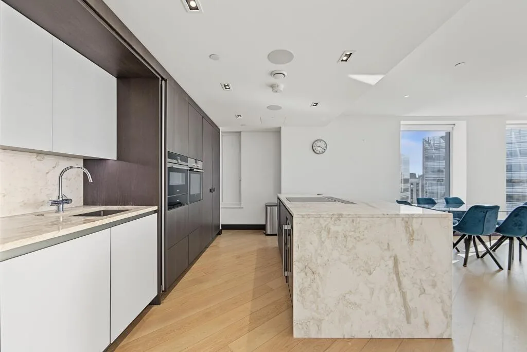 3 bedroom flat for rent