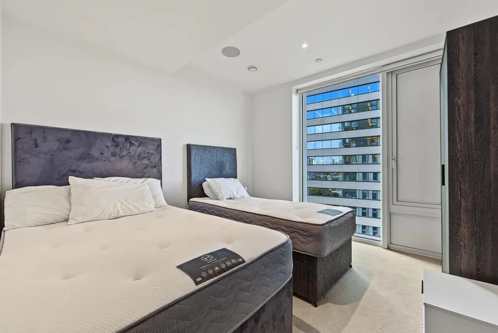 3 bedroom flat for rent