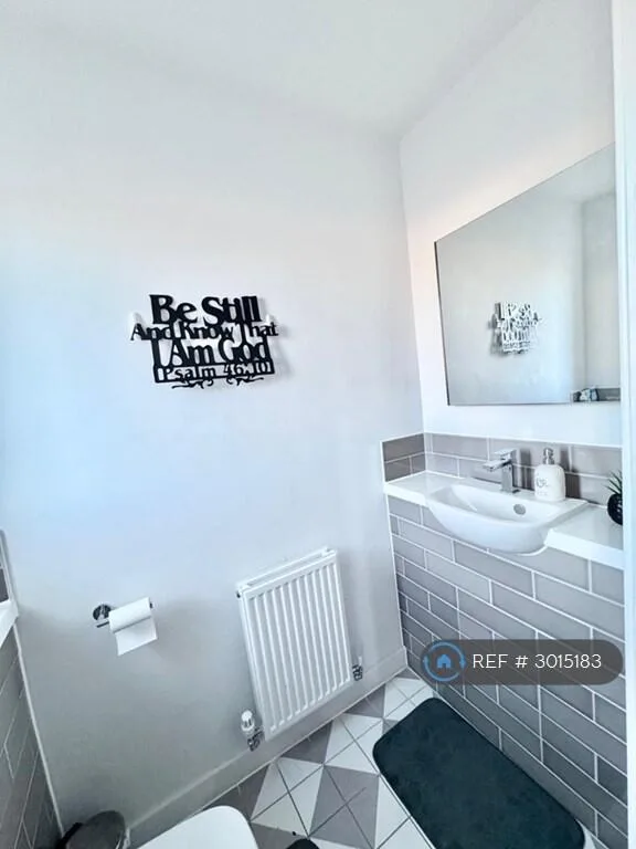 3 bedroom end of terrace house for rent
