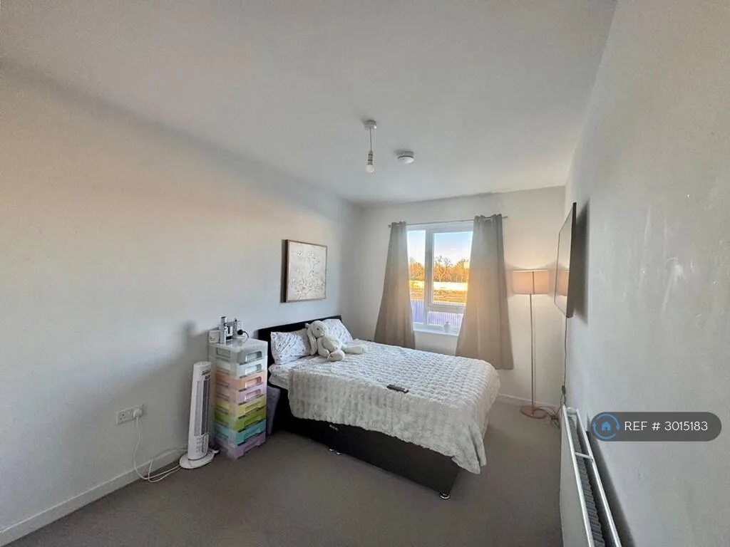 3 bedroom end of terrace house for rent