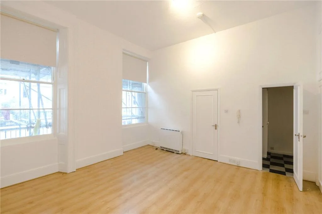 Studio flat for rent