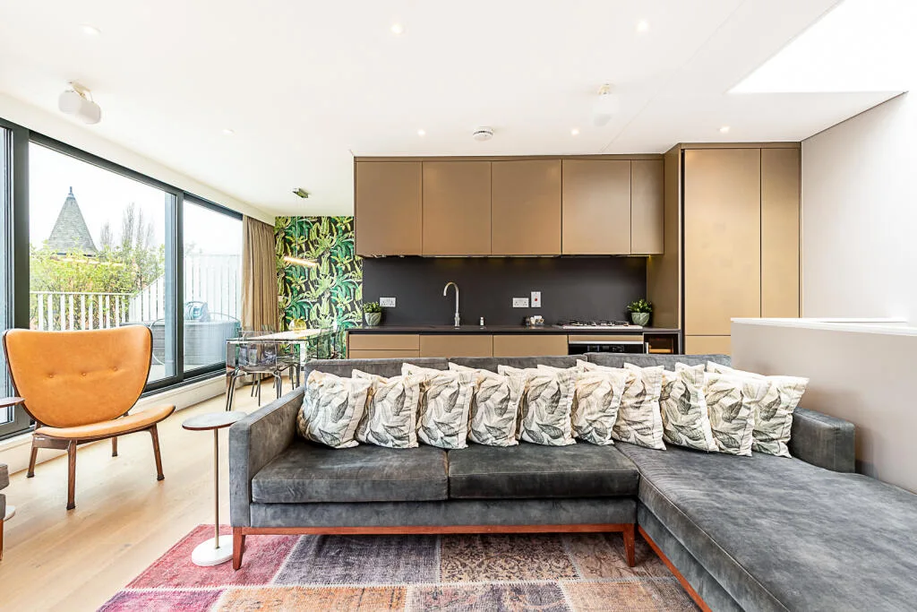 3 bedroom flat for rent