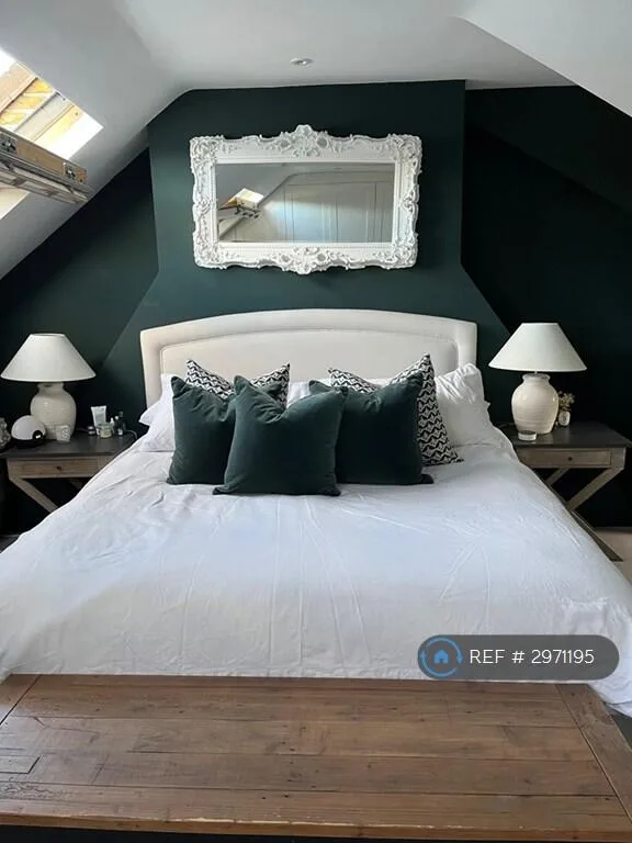 2 bedroom maisonette for rent
