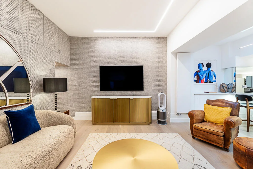 3 bedroom flat for rent