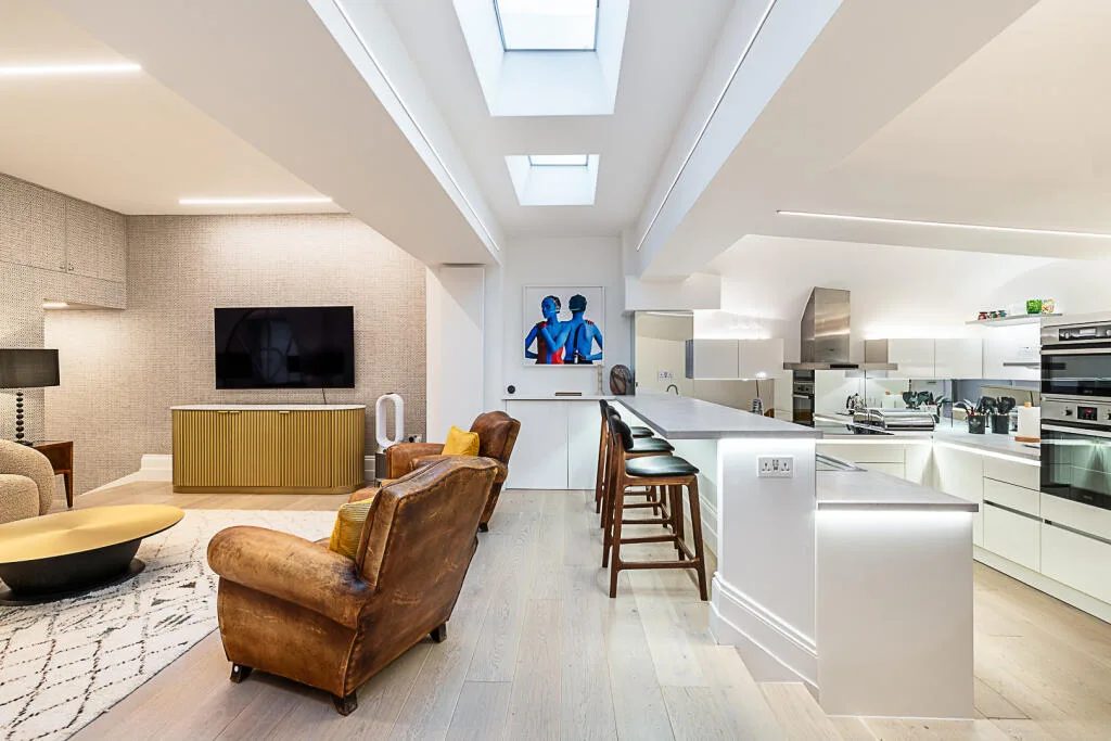 3 bedroom flat for rent