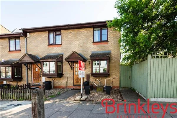 2 bedroom end of terrace house for rent