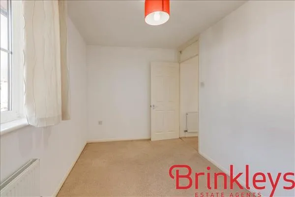 2 bedroom end of terrace house for rent