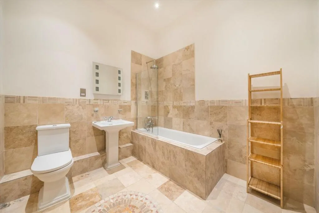 2 bedroom flat for rent