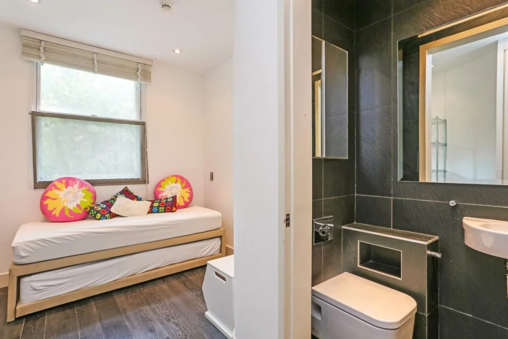 3 bedroom flat for rent