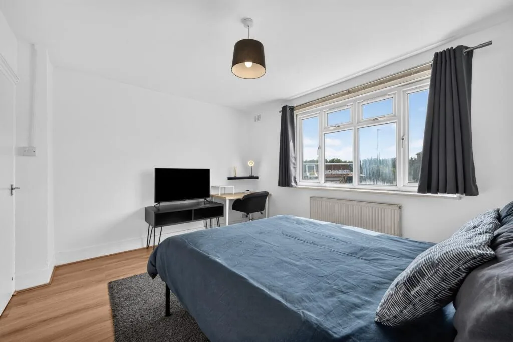 2 bedroom semi-detached house for rent