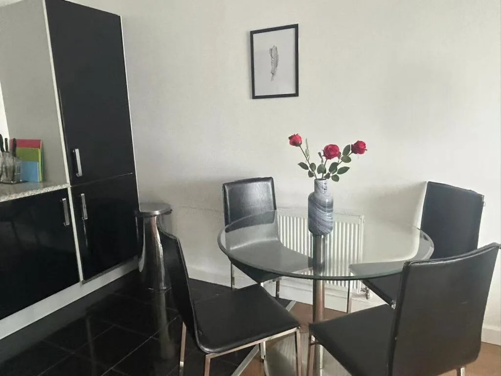 2 bedroom flat for rent