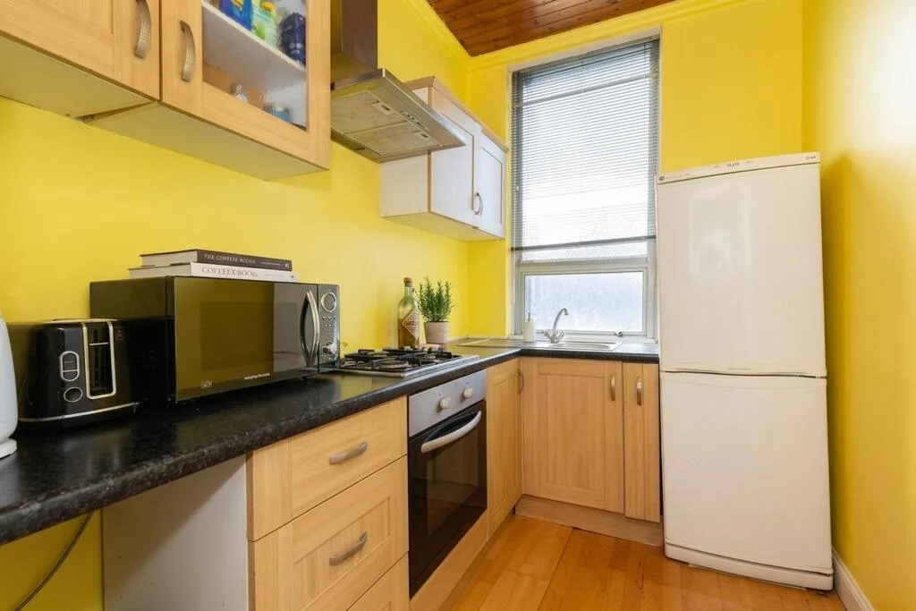 3 bedroom flat for rent