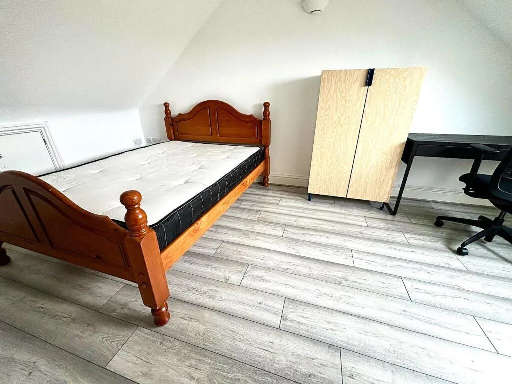 3 bedroom maisonette for rent