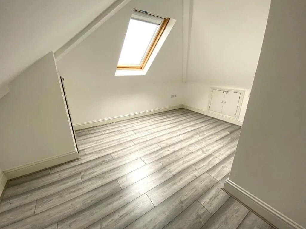 3 bedroom maisonette for rent