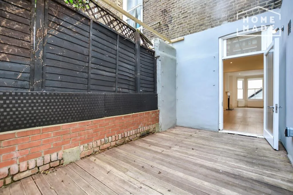 2 bedroom ground floor flat for rent