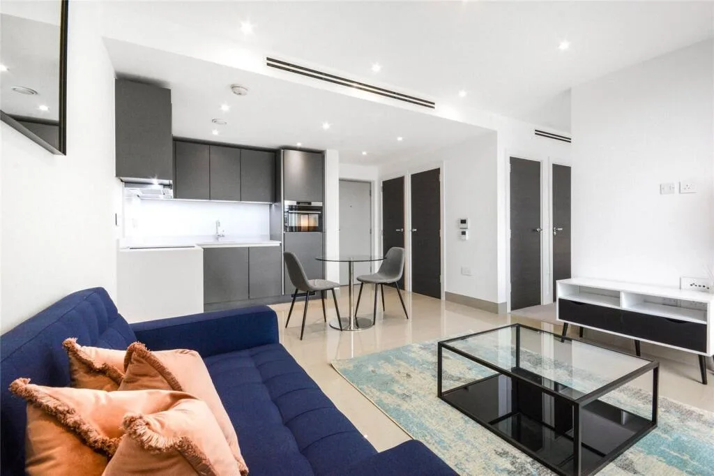 Studio flat for rent
