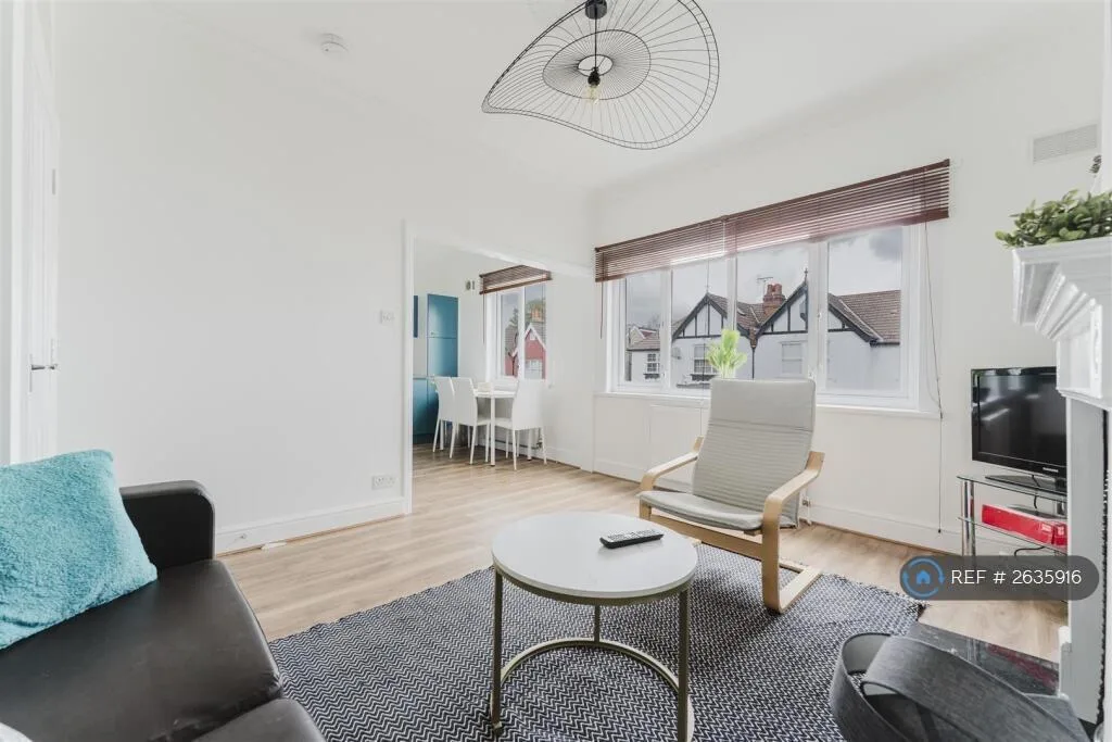 2 bedroom flat for rent