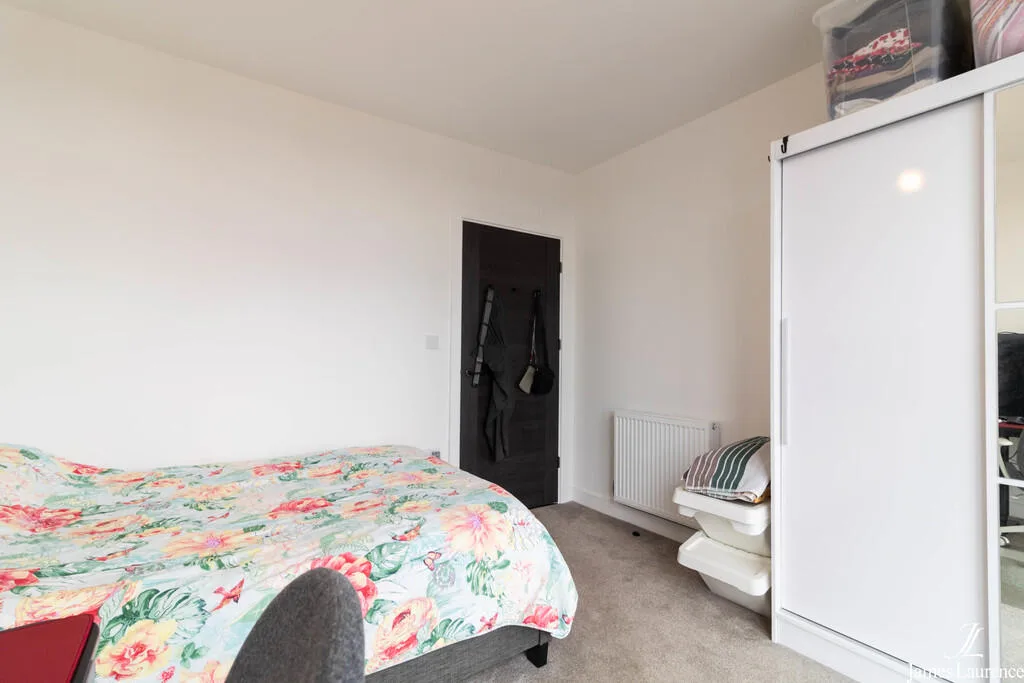 2 bedroom penthouse for rent