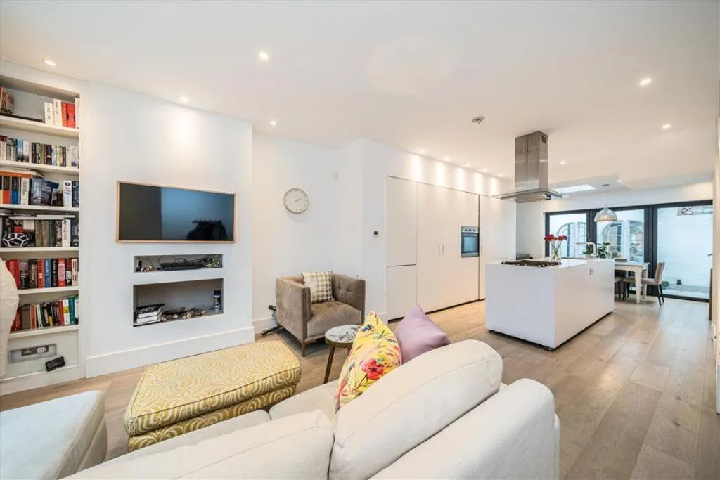 3 bedroom terraced house for rent