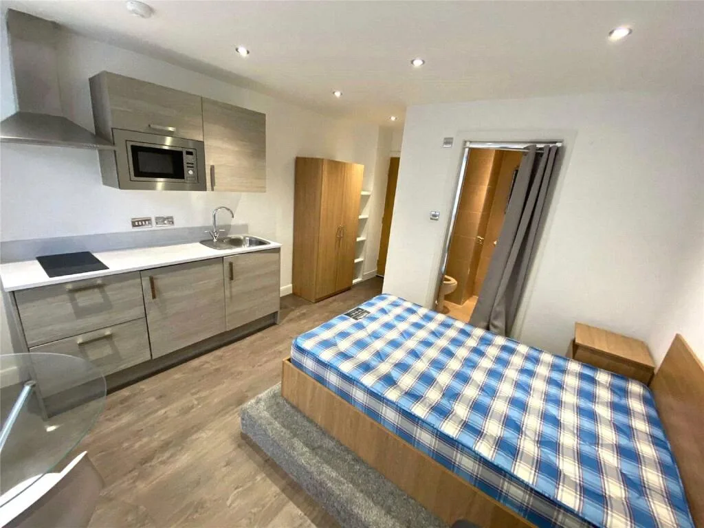 Studio apartment for rent