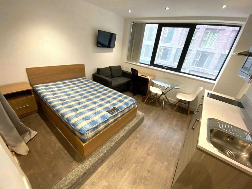 Studio apartment for rent