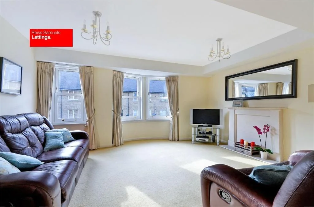 5 bedroom terraced house for rent