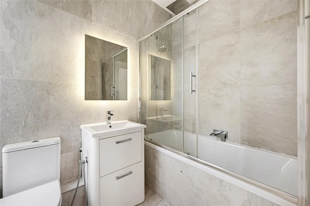 4 bedroom apartment for rent