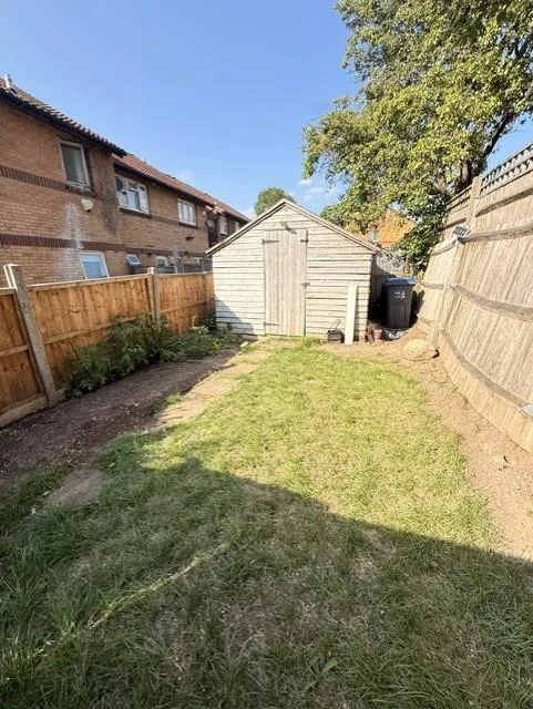 1 bedroom detached house for rent