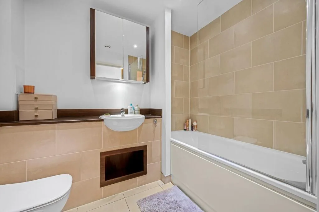 2 bedroom flat for rent