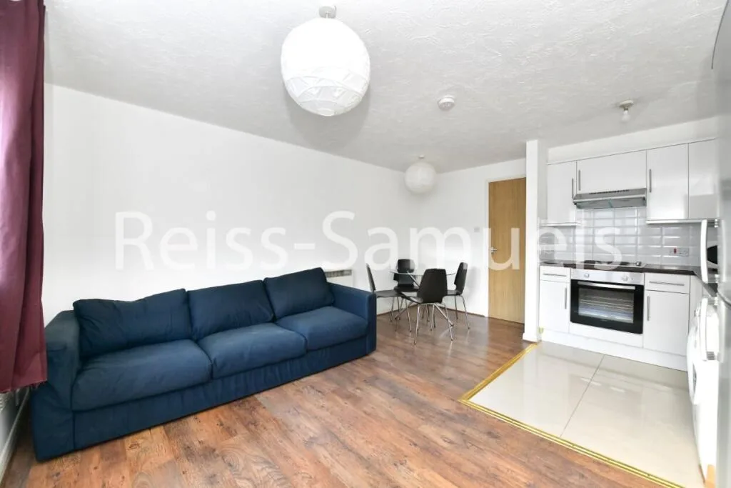 1 bedroom ground floor flat for rent