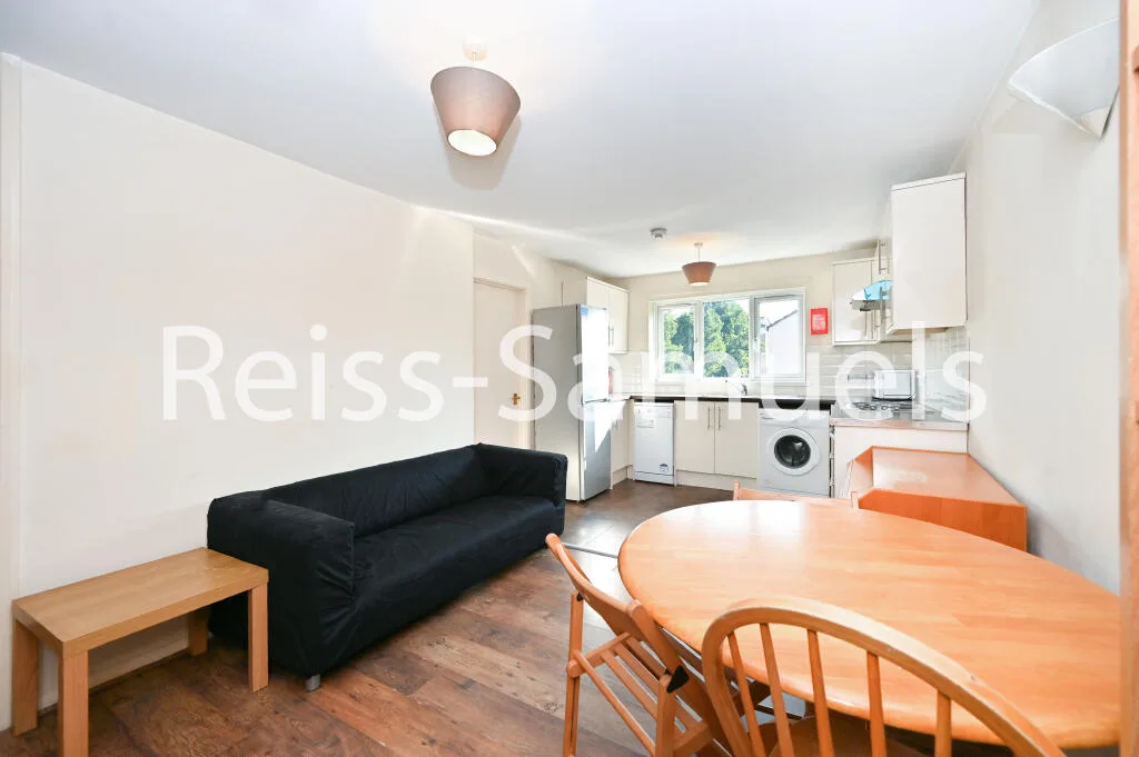 3 bedroom apartment for rent