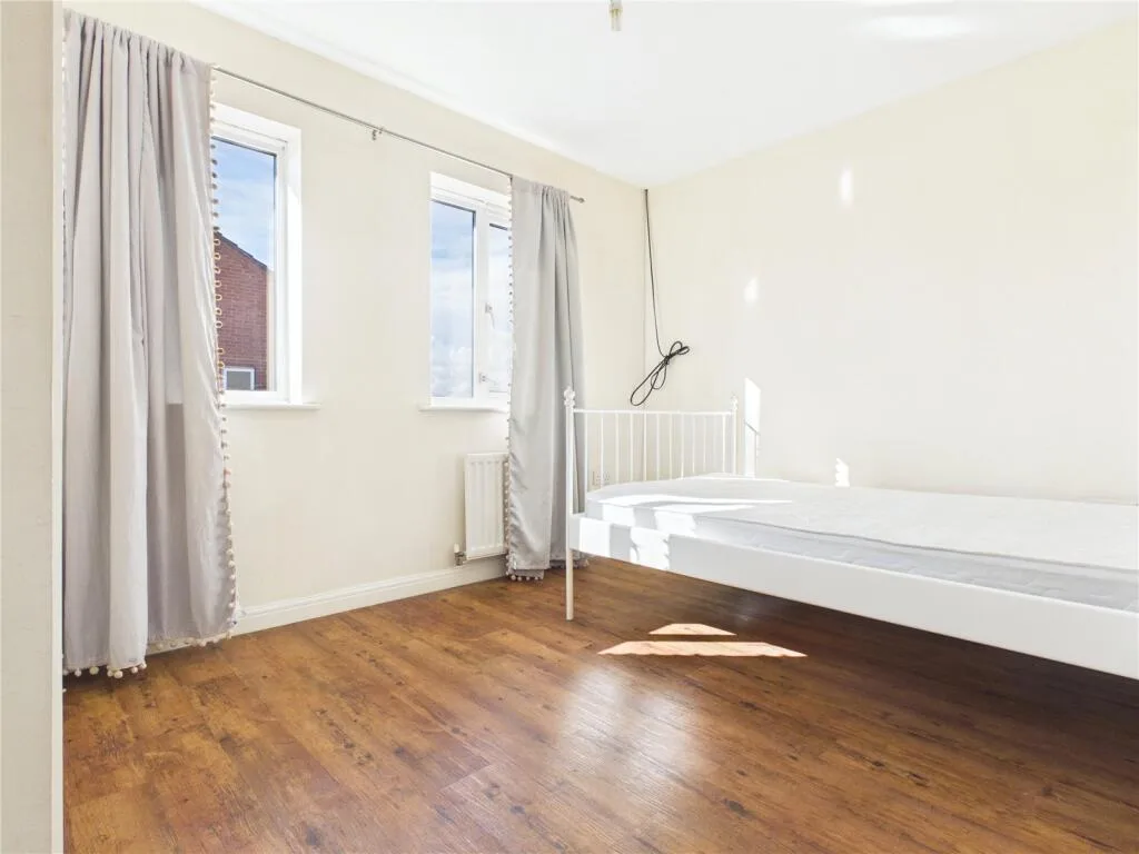 4 bedroom terraced house for rent