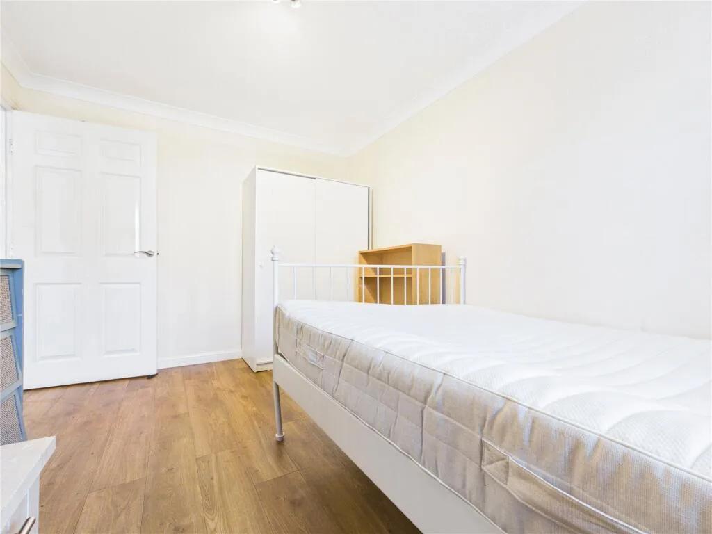 4 bedroom terraced house for rent