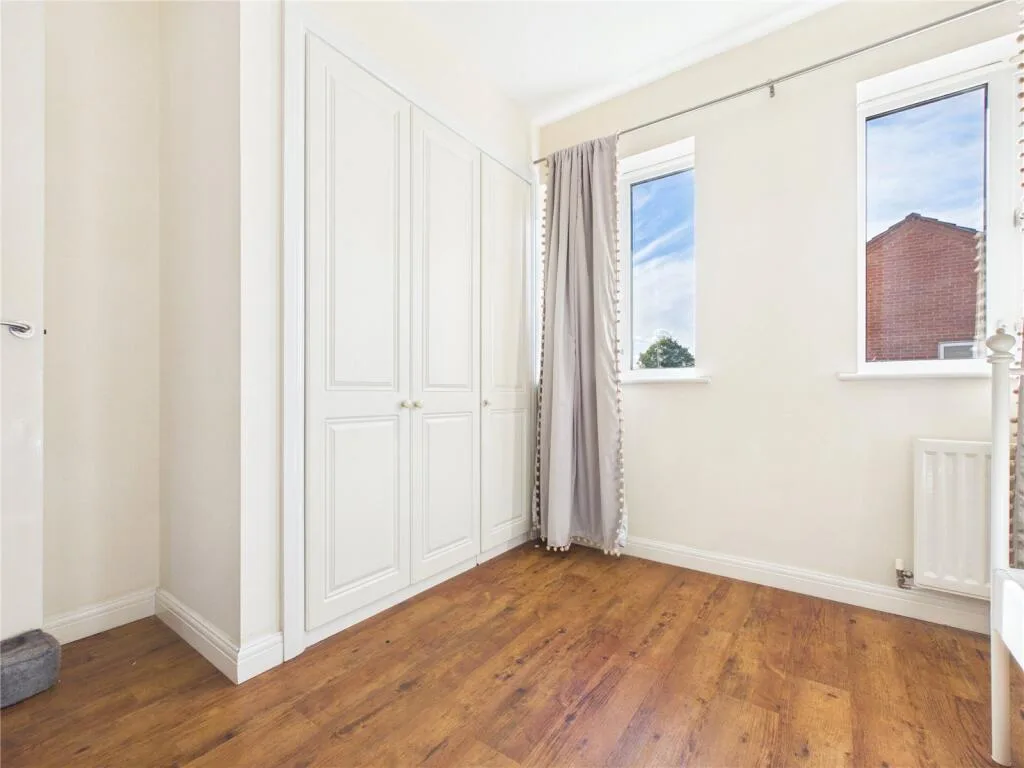 4 bedroom terraced house for rent
