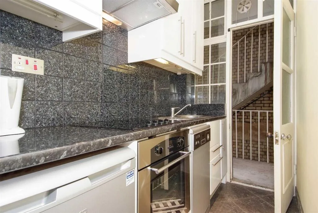 1 bedroom flat for rent