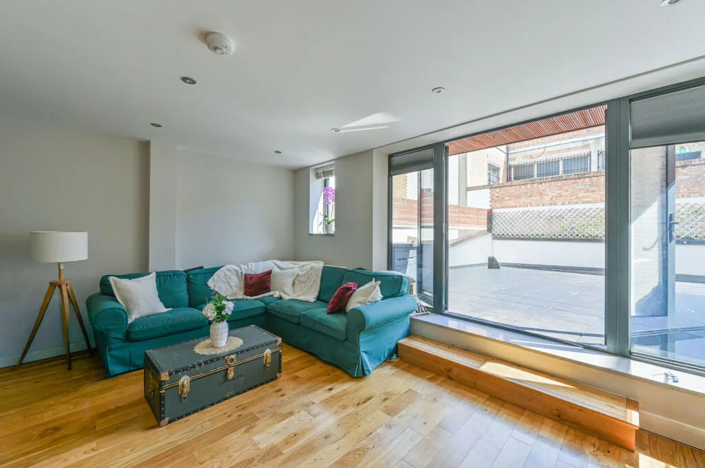 2 bedroom flat for rent
