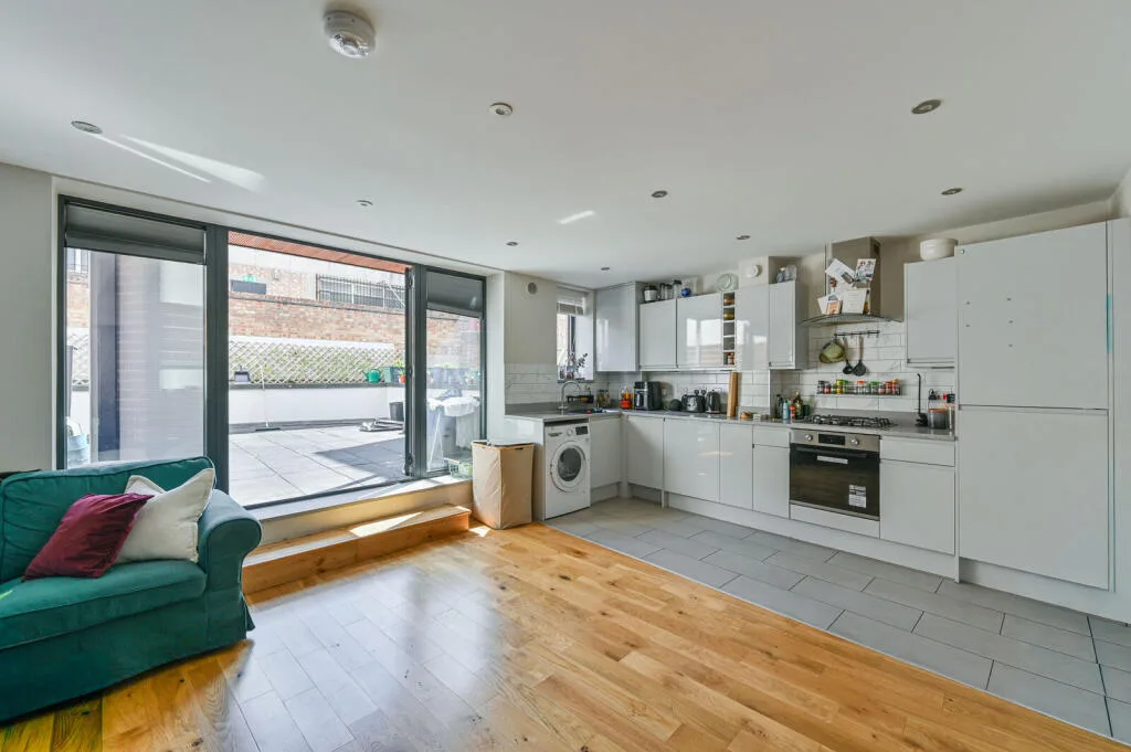2 bedroom flat for rent