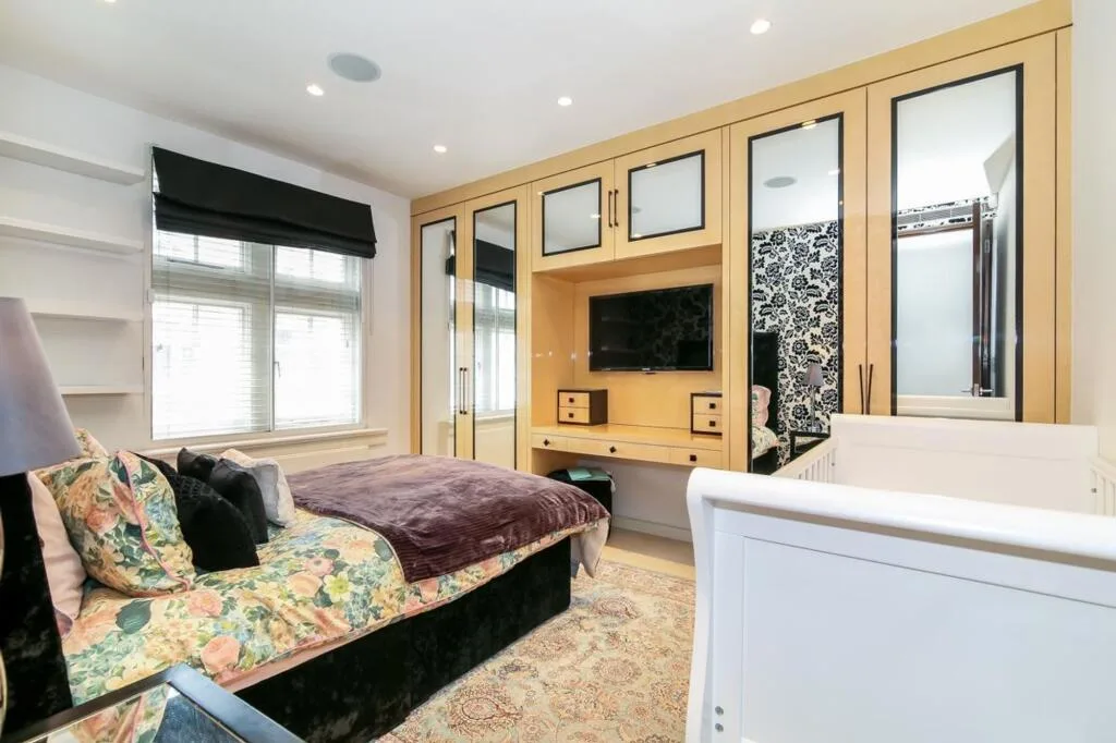 5 bedroom apartment for rent