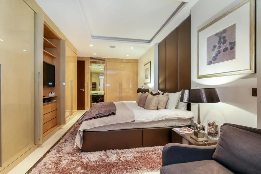 5 bedroom apartment for rent
