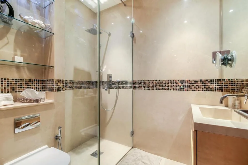 5 bedroom apartment for rent