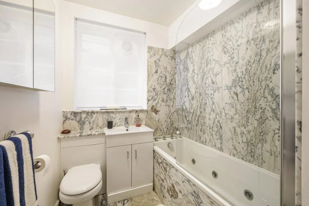 3 bedroom flat for rent