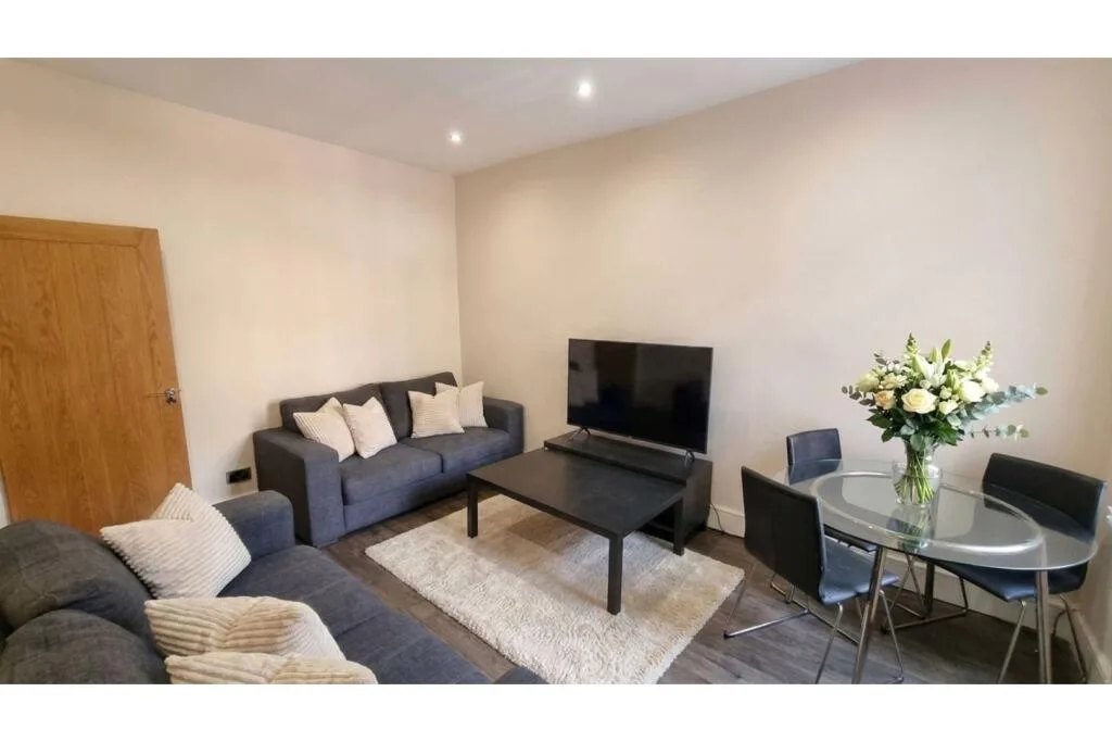 4 bedroom terraced house for rent